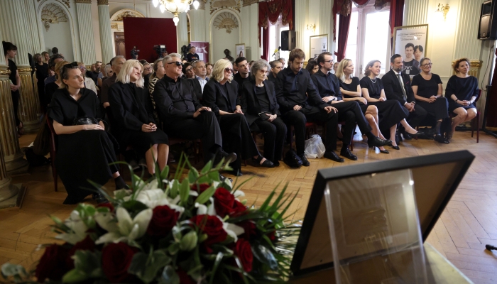 U HNK Zagreb održana komemoracija za Zrinka Ogrestupovezana slika