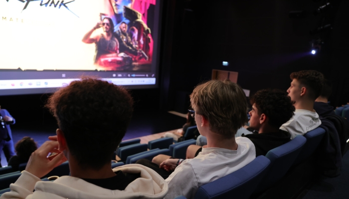 Kino, igra, film u Karlovcu: uz gledanje i analizu filma <em>Slice of life</em>, predstavljena i videoigra <em>Crna Kraljica </em>povezana slika
