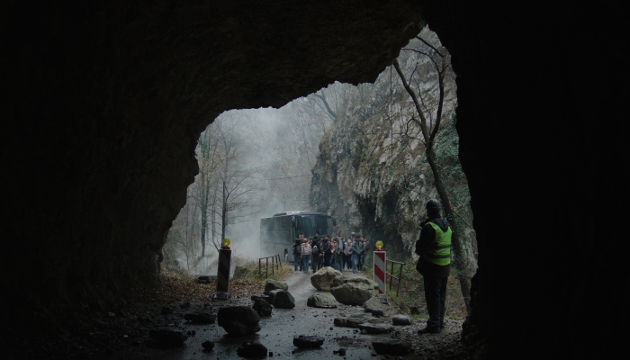 60. Međunarodni filmski festival u Karlovim Varima: <em>Sitnim lopovima</em> nagrada FIPRESCI; <em>Tri tjedna kasnije</em> osvojio Europa Cinemas Label nagradupovezana slika