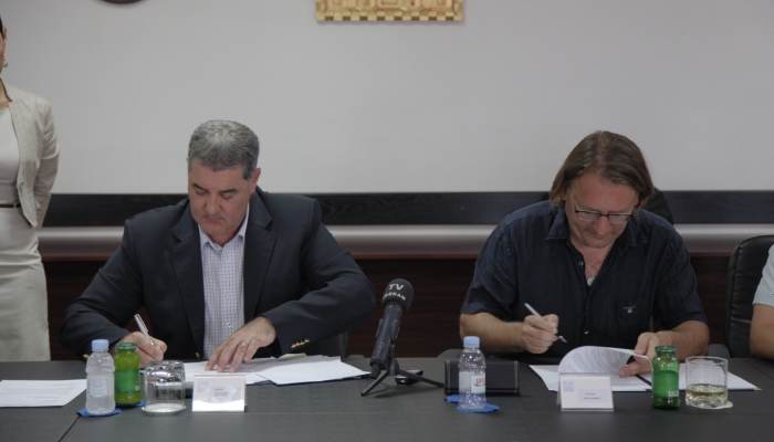 Potpisan ugovor između HAVC-a i Grada Splitapovezana slika