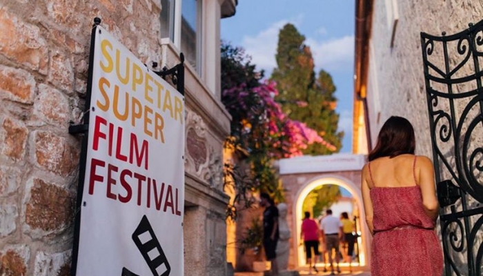 Počinje sedmo izdanje Supetar Super Film Festivalapovezana slika