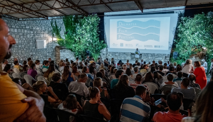 U Sutivanu počinje 10. izdanje Dalmatia Film Festivalapovezana slika