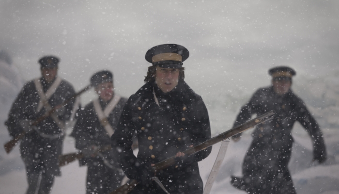 Pag okovan snijegom i ledom u seriji <em>The Terror</em>, u produkciji Ridleyja Scottapovezana slika