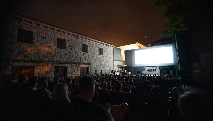 9. Brač Film Festival: dolazak svjetski poznatih filmaša i premijere regionalnih filmova na otoku Bračupovezana slika