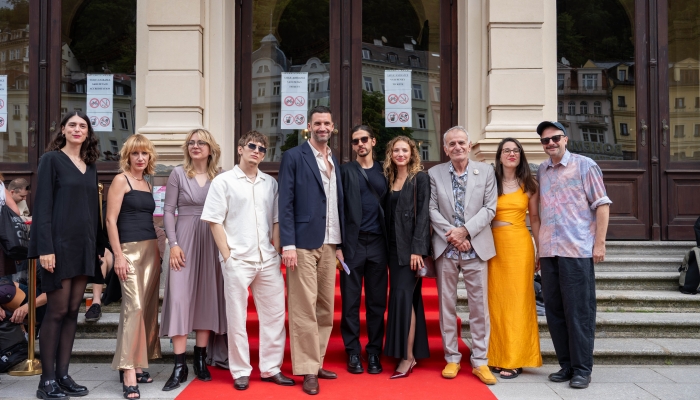 60. Međunarodni filmski festival u Karlovim Varima: održana svjetska premijera filma <em>Sitni lopovi </em>Mate Ugrinapovezana slika