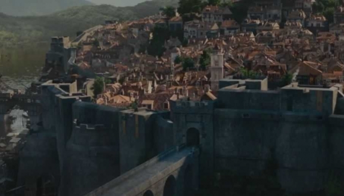 Dubrovnik plays Nottingham in first <em>Robin Hood</em> trailerrelated image